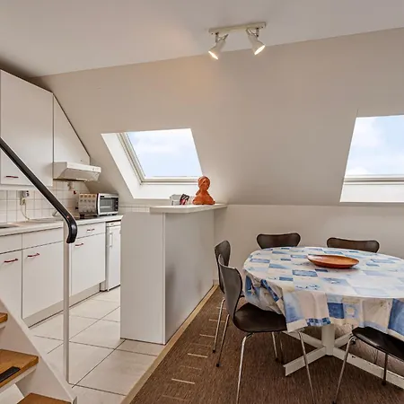 Zeezonzand C-0206 G Apartment *